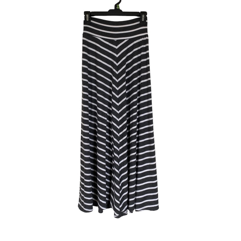 AB Studio gray and white stripe maxi skirt stretchy flowy women’s size small - Picture 6 of 9
